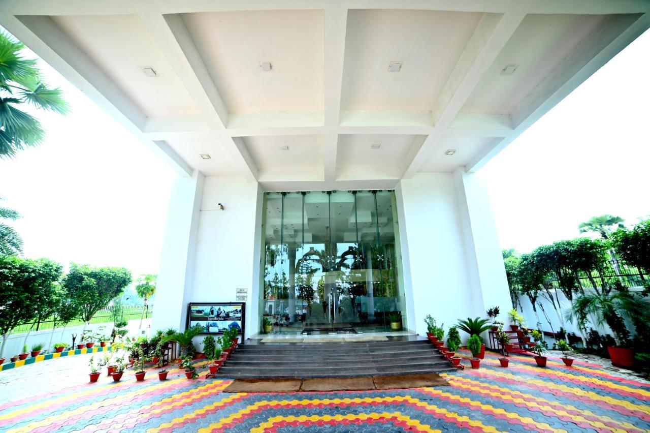 The Imperial Bodhgaya Hotel Exterior photo